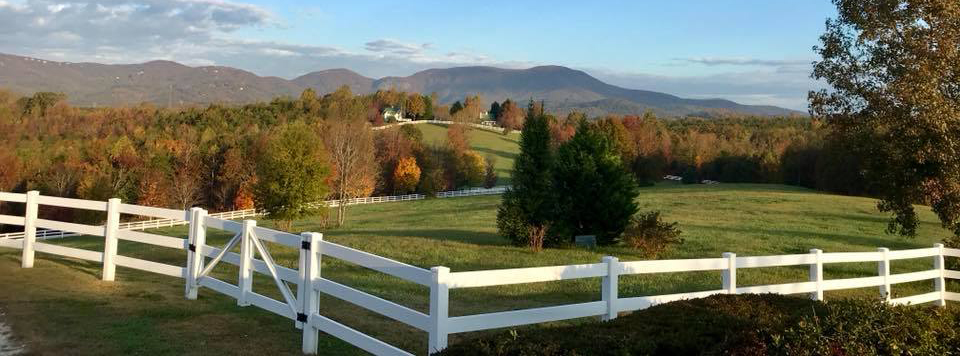 Looking toward the Red Horse Inn with the Blue Ridge Mountains in the background