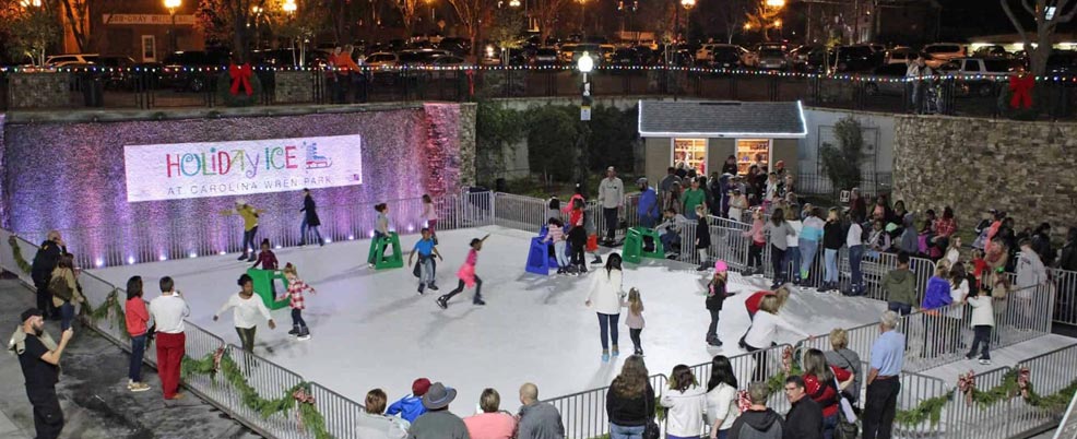 large group of people at Holiday Ice in Anderson, SC